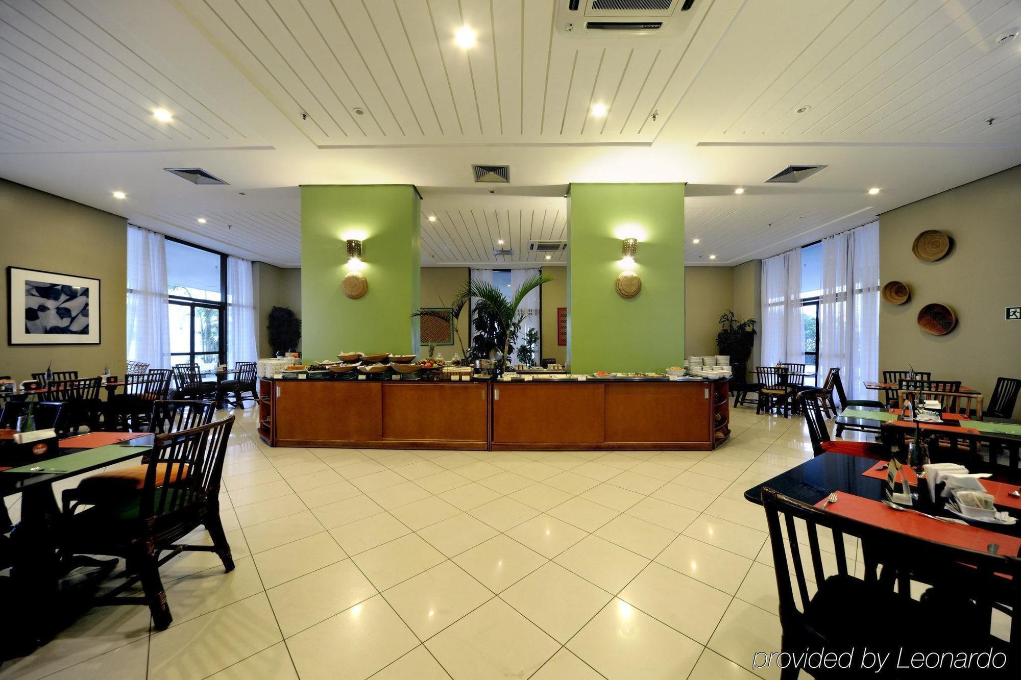 Wyndham Garden Manaus Hotell Restaurang bild